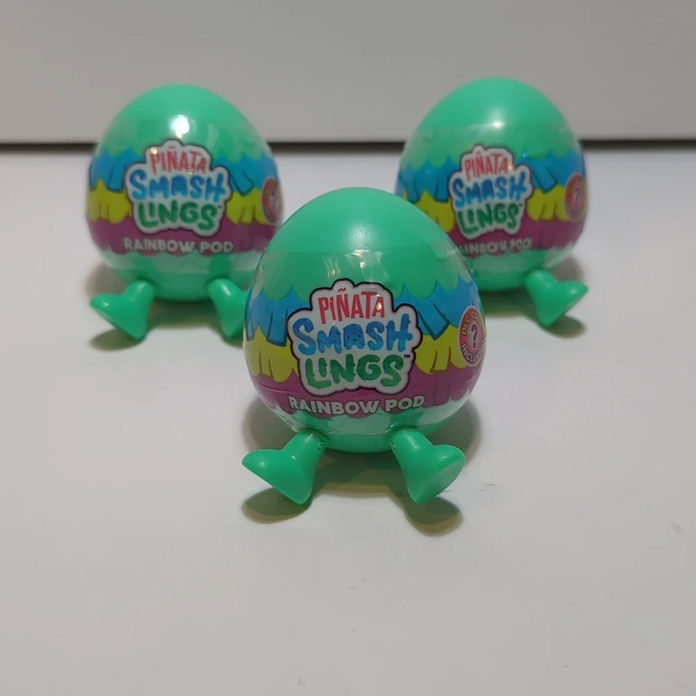 Pinata Smashlings rainbow pod Toikido mystery figure Roblox 3 pods
